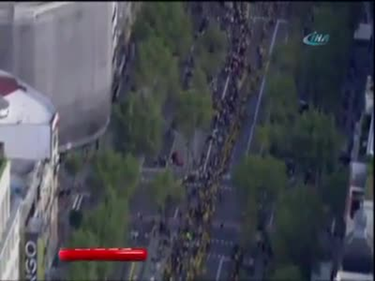 400 Kilometrelik İnsan Zinciri