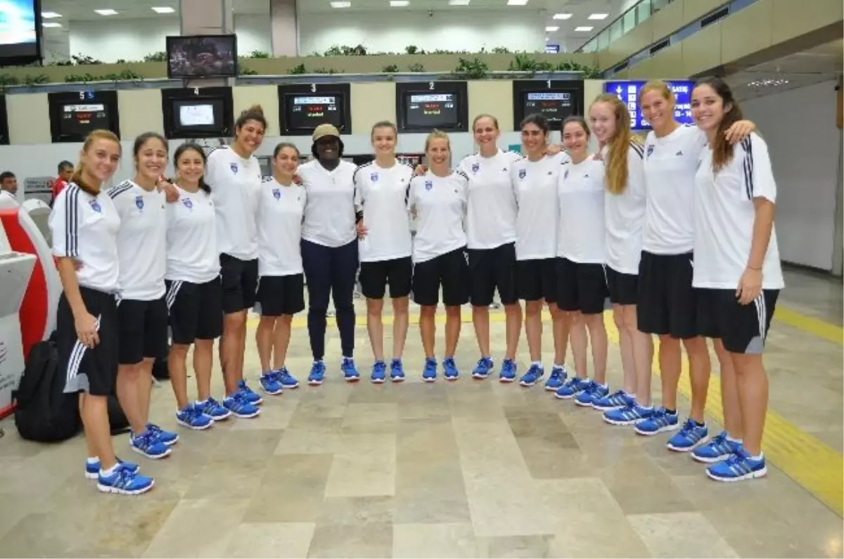 Adana Botaş, Hazırlıklarını İzmir\'de Sürdürüyor