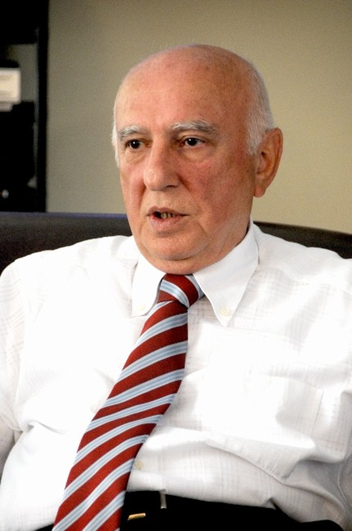 Aliağa Belediyesi\'ne Tarihe Saygı Ödülü