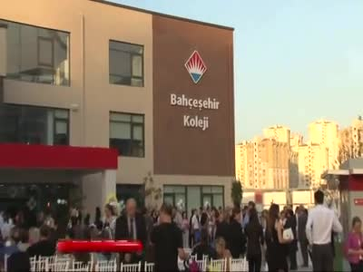 Bahçeşehir Koleji Halkalı\'da Açıldı