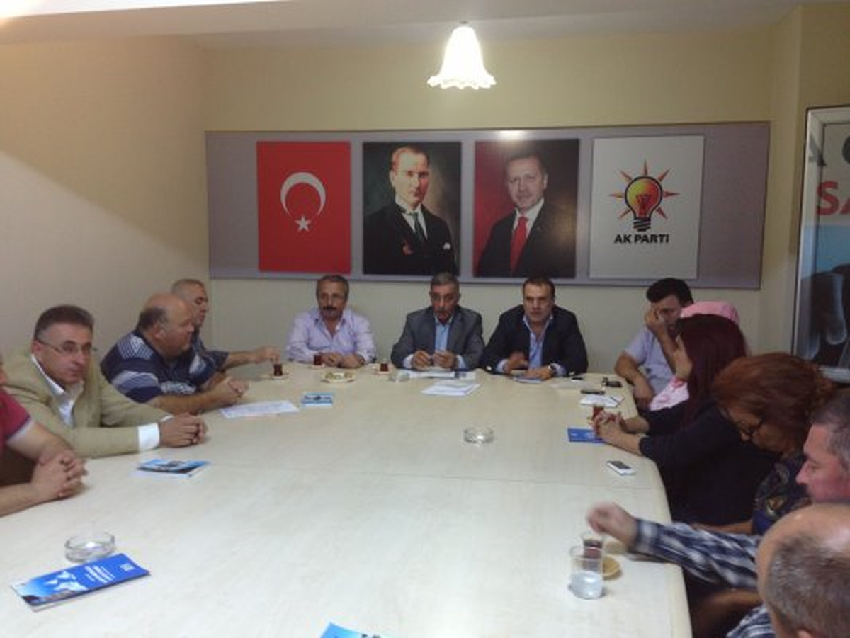 Başkan Uslu AK Parti Sapanca İlçe Toplantısına Katıldı