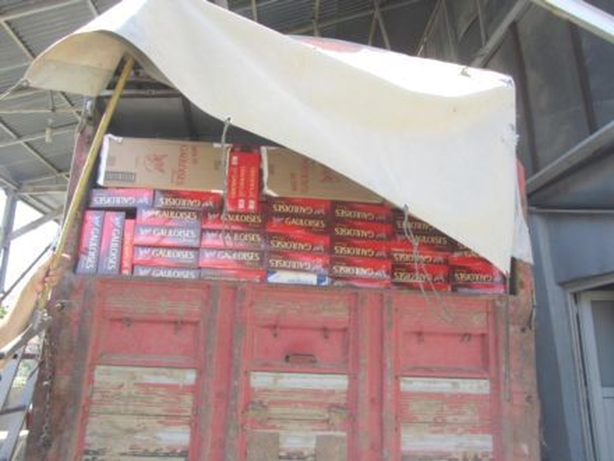 Bitlis\'te 6 Bin 600 Paket Kaçak Sigara Ele Geçirildi