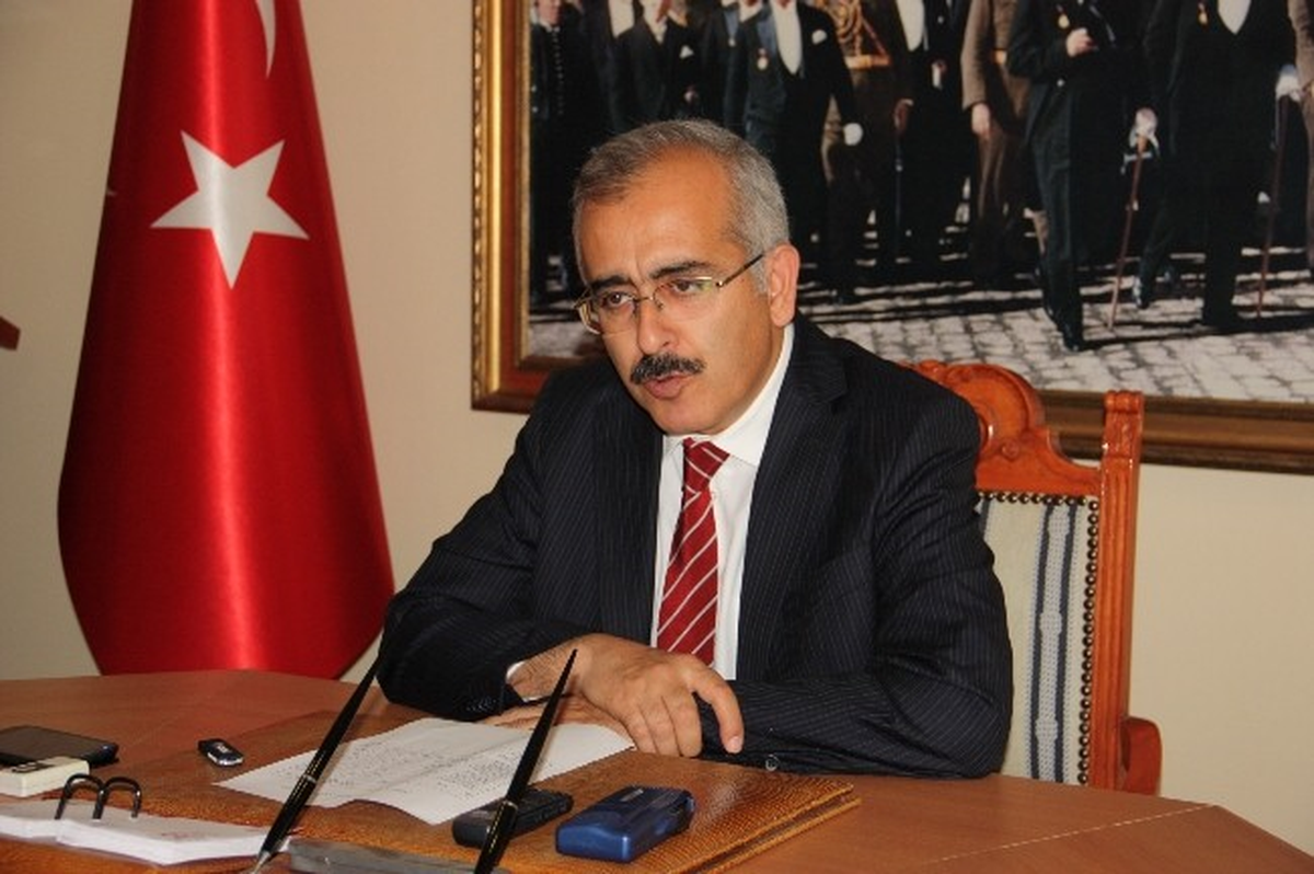 "Çocuklarımıza, Çağdaş Eğitim ve Öğretim Olanakları Sağlamalıyız"
