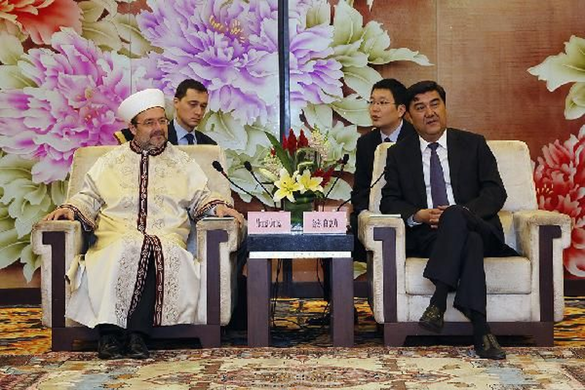 Diyanet İşleri Başkanı Görmez Çin\'de