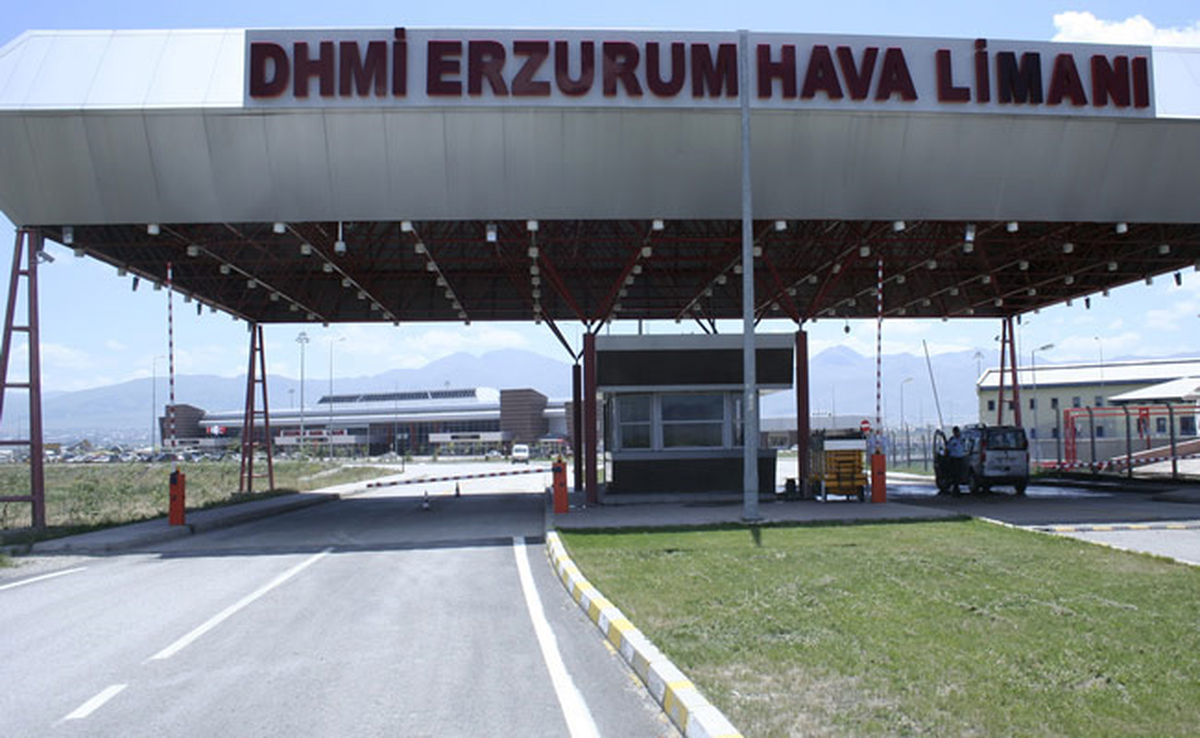 Erzurum\'da 8 Ayda 4 Bin 901 Uçak Seferi Gerçekleştirildi