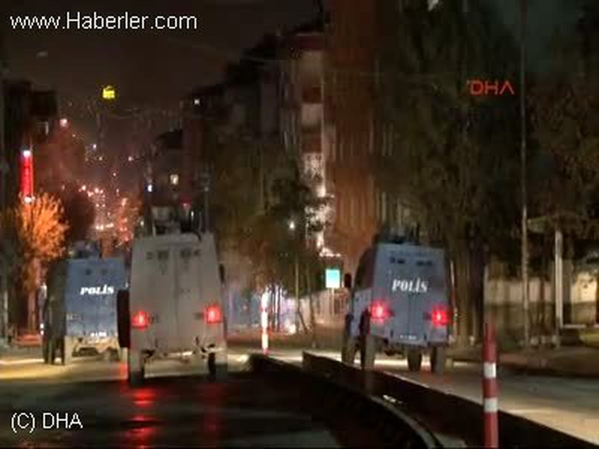 Gazi Mahallesi\'nde Polis Müdahalesi