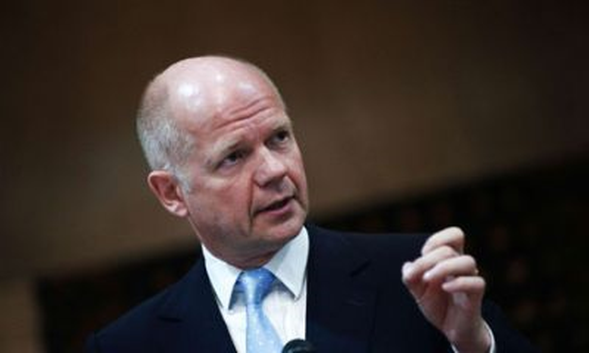 Hague: "Suriye\'de Kimyasal Stoklar Eksiksiz Tespit Edilmeli"