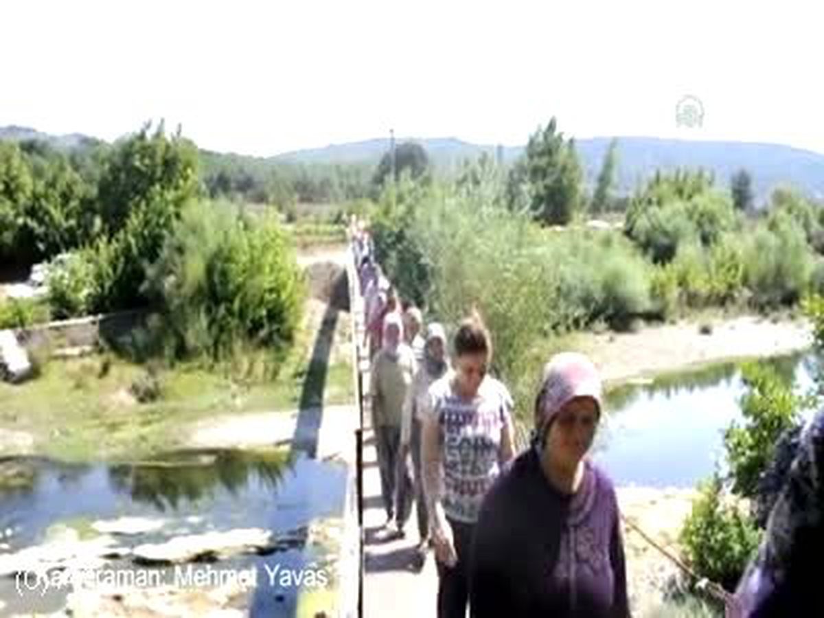 Kendi köprüsünü yaptırdı