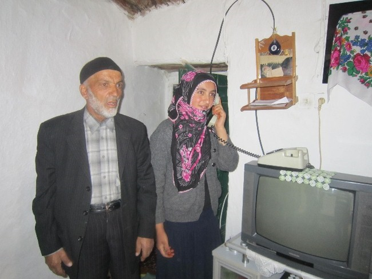 Köylülerin 5 Yıl Aradan Sonra İlk "Alo" Sevinci