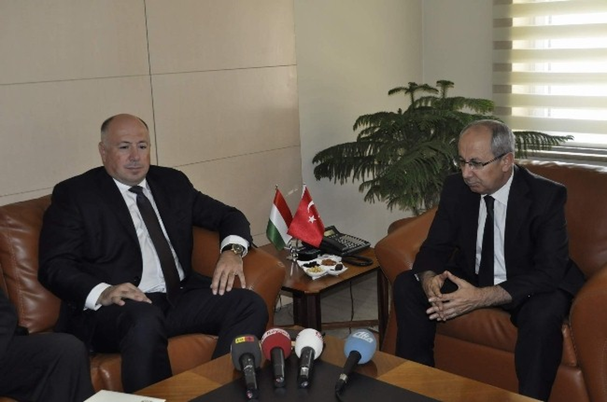 Macaristan Büyükelçisinden Kayseri Valiliğine Ziyaret