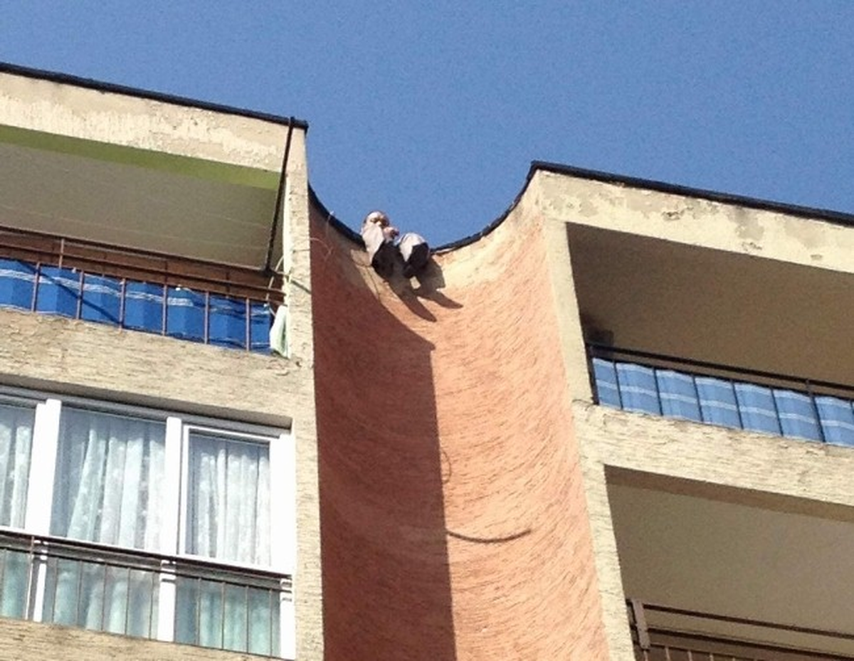 Manisa\'da İntihar Girişimi