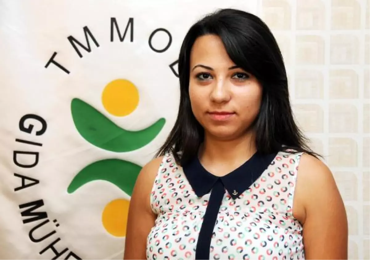 Öğrencilere \'Abur Cubur\' Yerine Meyve ve Kuruyemiş Önerisi