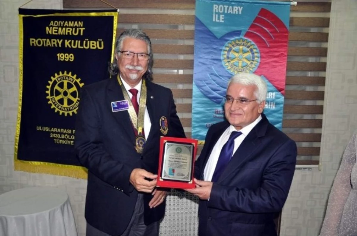 Rotaryenler Adıyaman\'da Temaslarda Bulundu