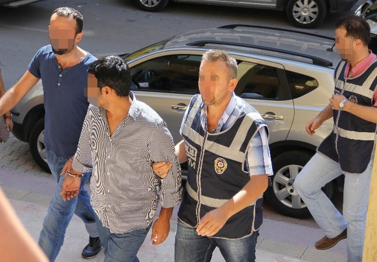 Samsun\'da Yuşuturucu Operasyonu: 4 Gözaltı