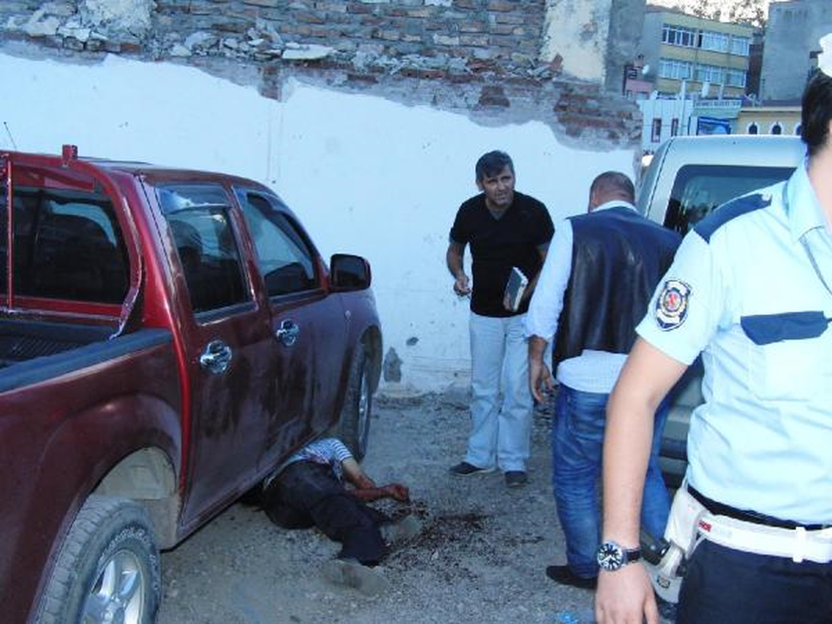 Bursa\'da Simitçi Bıçaklanarak Öldürüldü