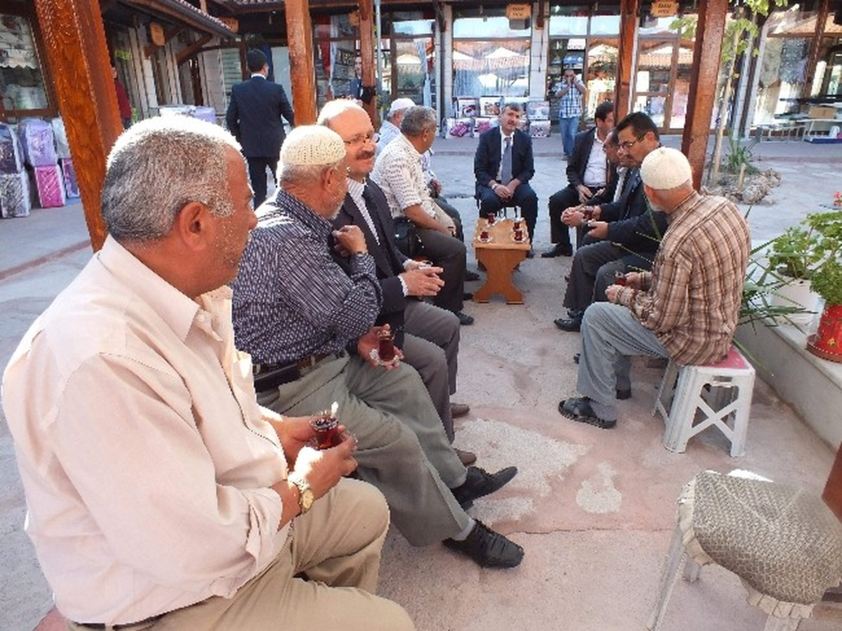 Sorgun ve Akyürek\'ten Bedesten Esnafına Ziyaret