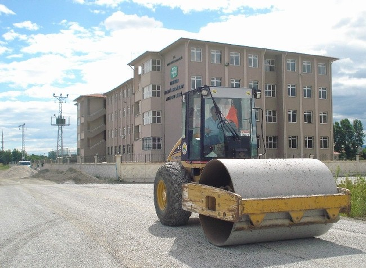 Tekkeköy\'de Asfalt Çalışması