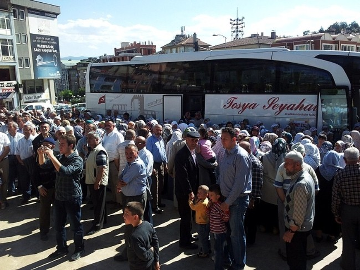 Tosya\'lı Hacı Adaylarından İlk Kafile Yola Çıktı