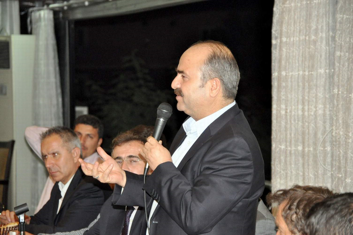Vali Ahmet Aydın Feshane\'de Emeği Geçenlerle Bir Araya Geldi