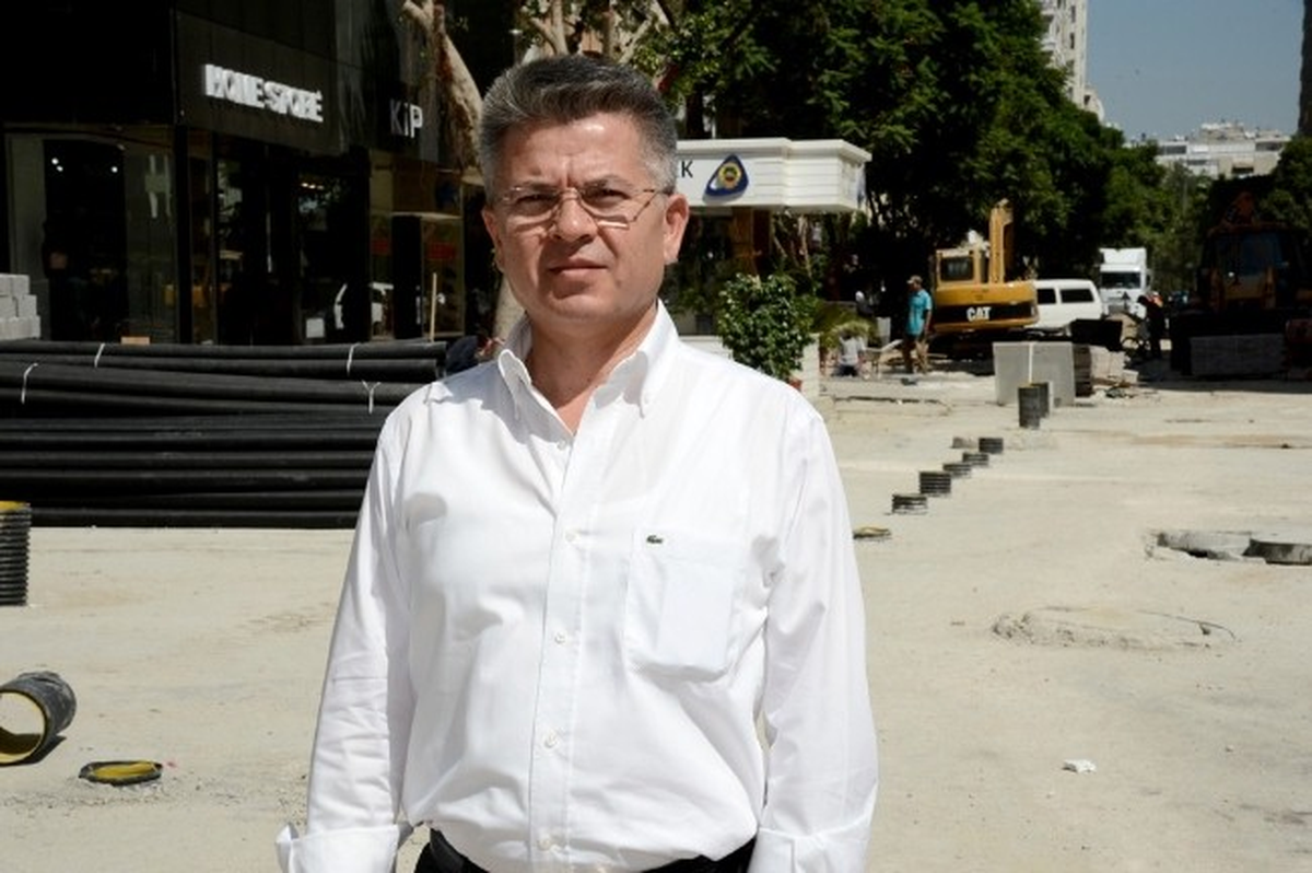 Zaimoğlu: "Artık Adanamız\'ın Merkezinde Turistik Caddelerimiz Var"