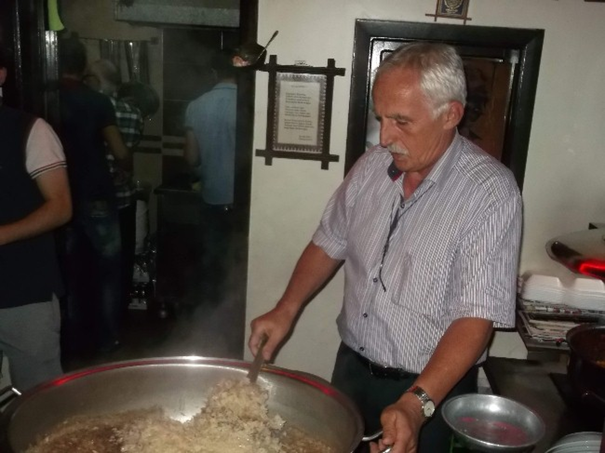 Kalkanoğlu Pilavı, Trabzon\'da 157 Yıldır Hizmet Veriyor