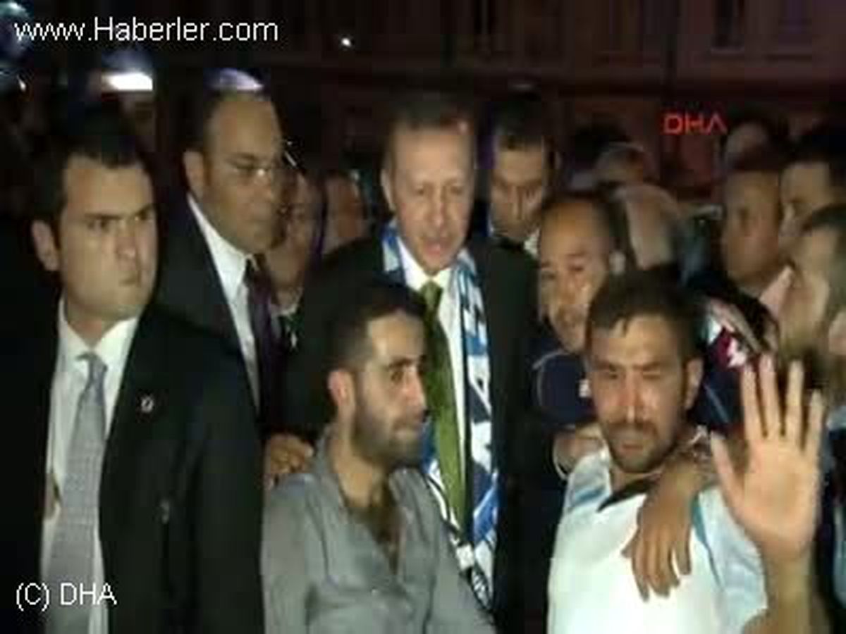 Başbakan Erdoğan Kasımpaşa Taraftarlarıyla Sohbet Etti