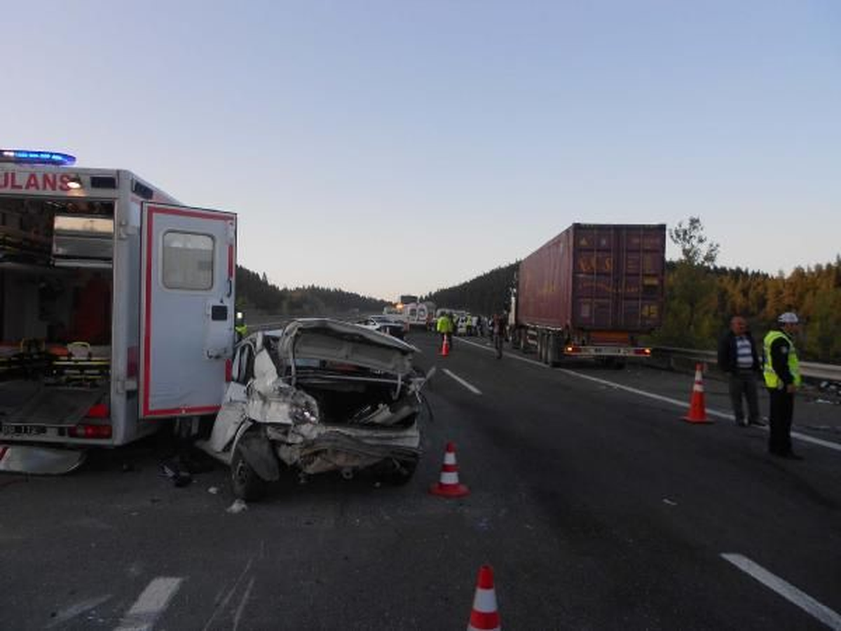 Bolu\'da Trafik Kazası: 1 Ölü, 3 Yaralı