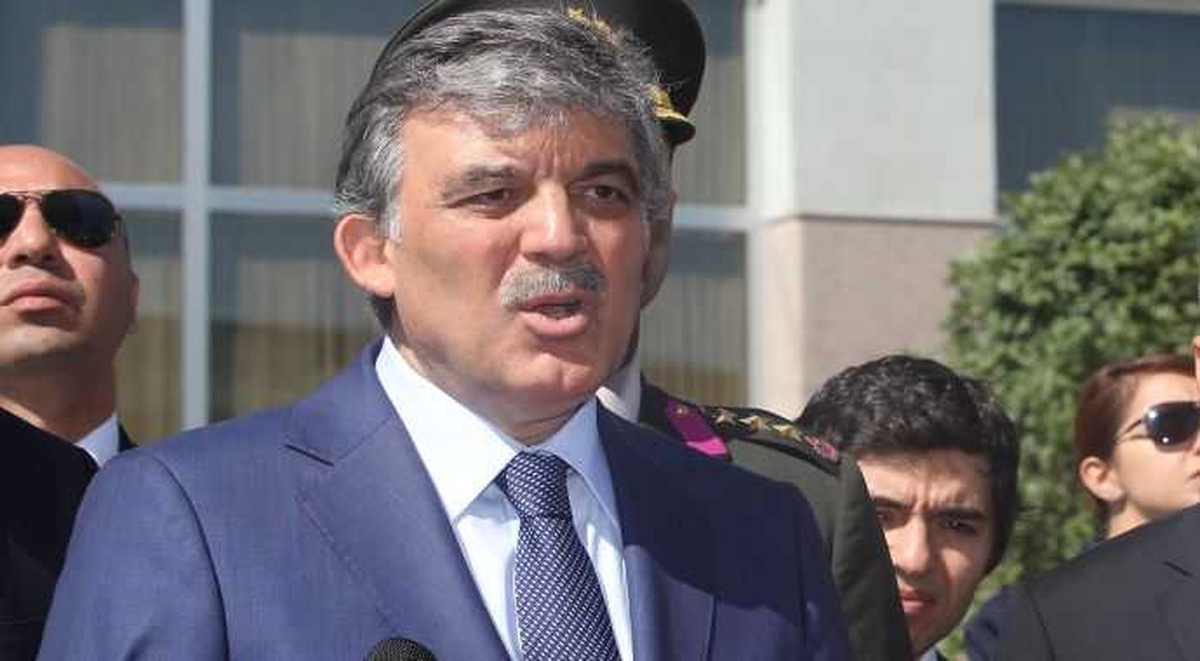 Cumhurbaşkanı Gül Cuma Namazını Yeniköy\'de Kıldı