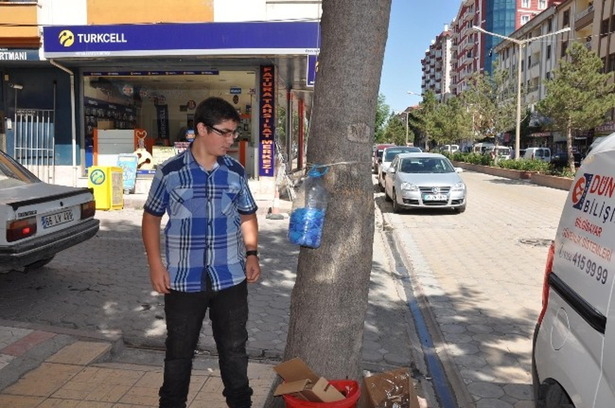 Engelliler İçin 50 Bin Kapak Topladılar
