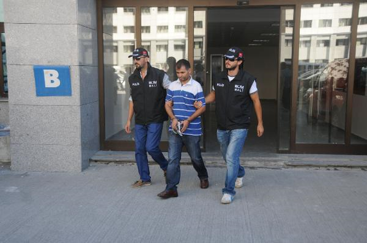 Fatih\'te Sahte 1 Milyon Lira Baskını