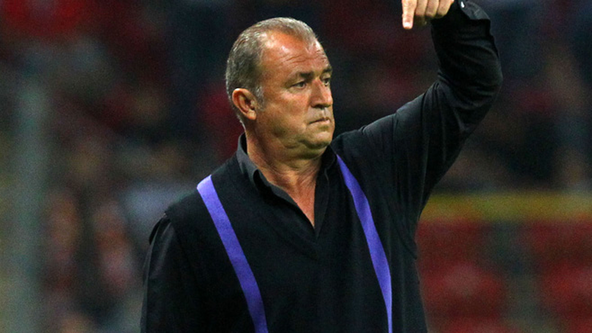Fatih Terim Arena\'da Takımının Başında Yer Aldı