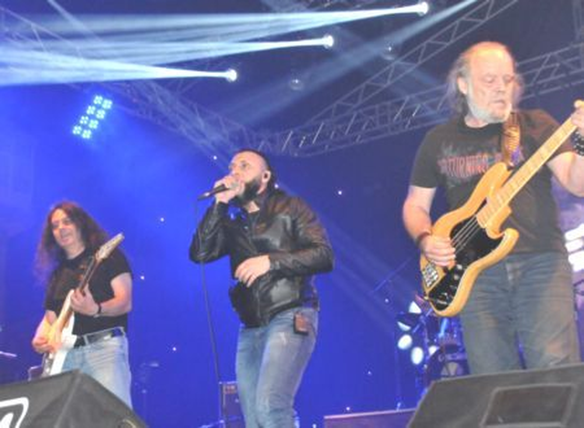 Hayko Cepkin Milas\'ta Konser Verdi