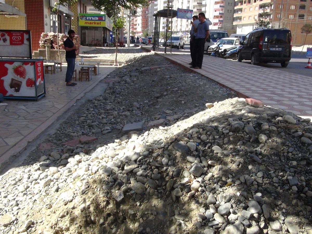 Karayoluna Esnaf Tepkisi
