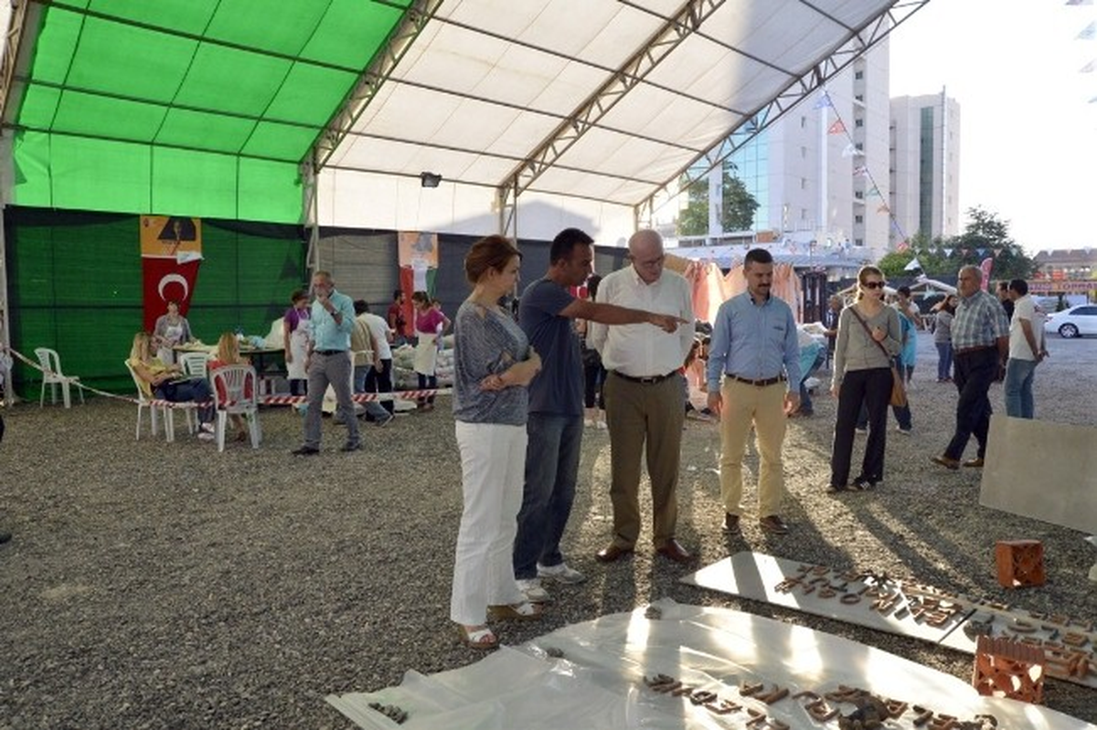 Kazım Kurt Pişmiş Toprak Sempozyumu Alanında