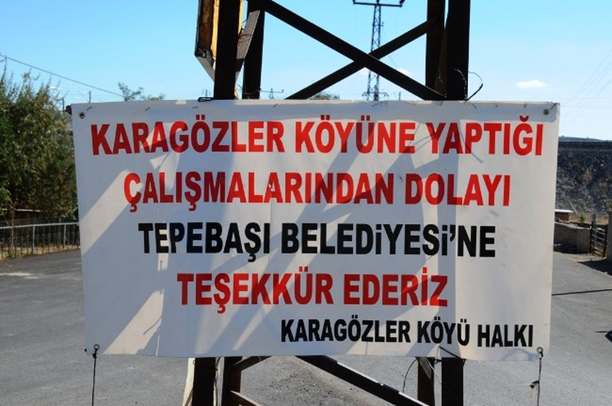 Köylülerden Tepebaşı Belediyesi\'ne Pankartlı Teşekkür