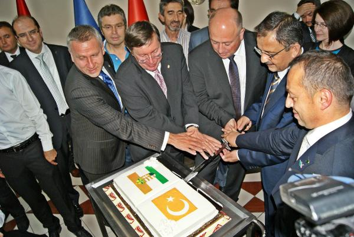 Macaristan\'ın Kayseri Fahri Konsolosluğu Açıldı