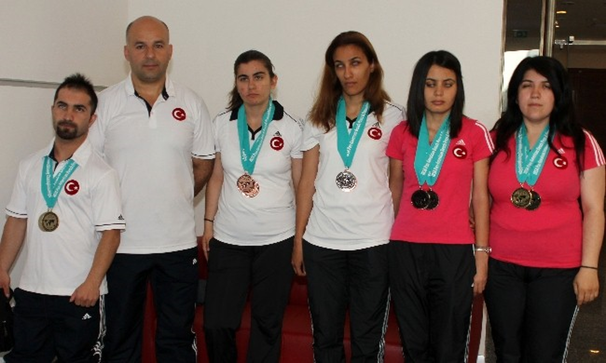 Madalyalar Çin\'den Geliyor