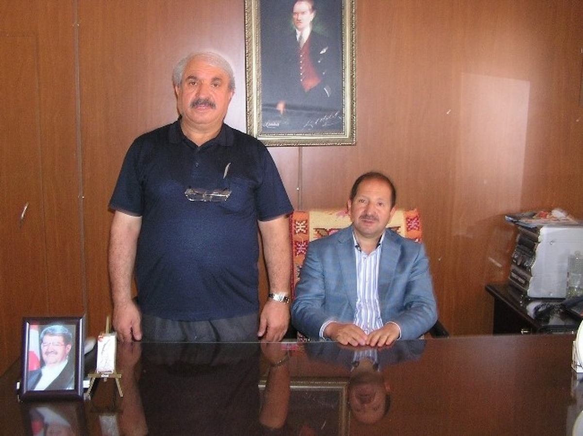 Milletvekili Öz, Muhtarlar Derneği\'ni Ziyaret Etti