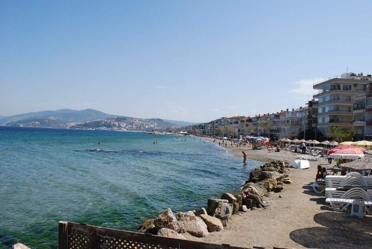 Mudanya\'da Denizin Çekilmesi Tedirginliğe Neden Oldu