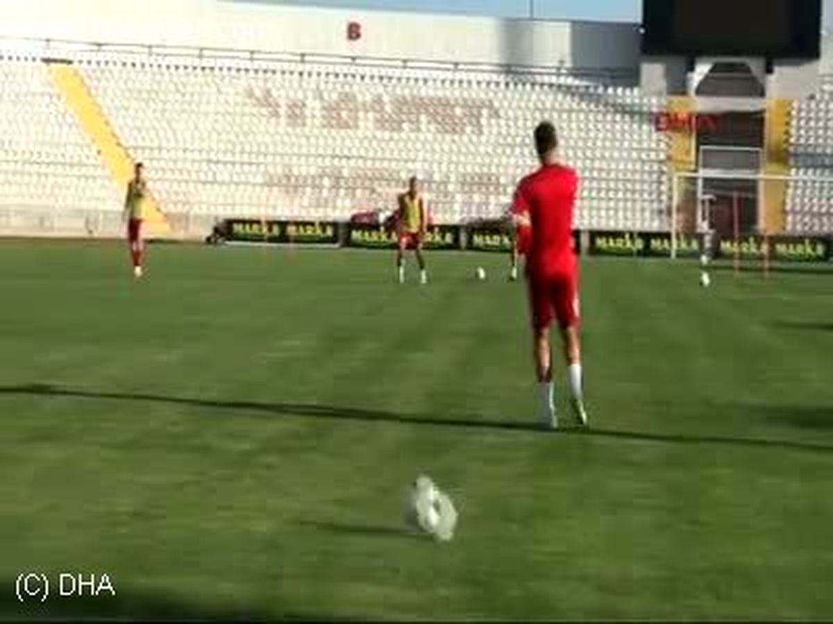 Sivasspor, 4 Eylül Stadı\'nda Çalıştı