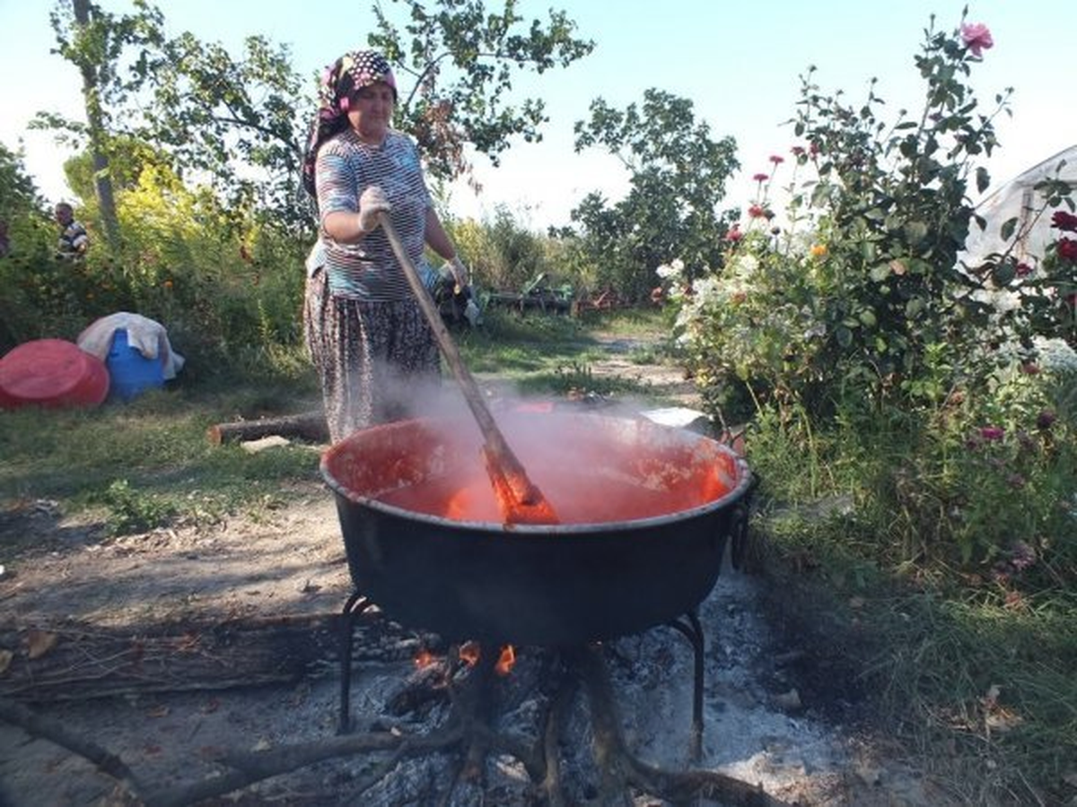 Trakya\'da Salçalar Kaynamaya Başladı