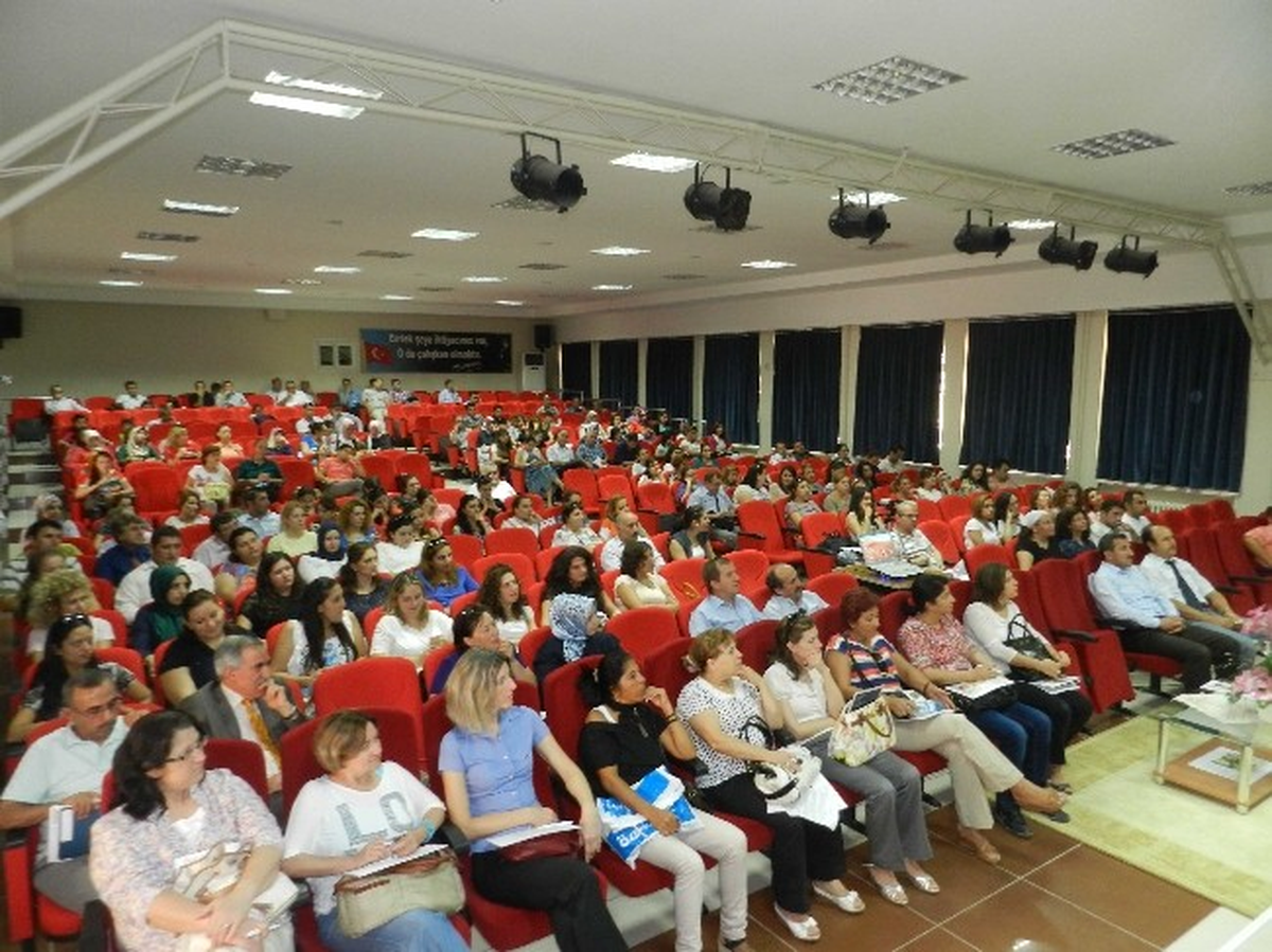 Uzm. Psikolog Çınaroğlu: "Öğrenmenin Yolu Motivasyondan Geçer"