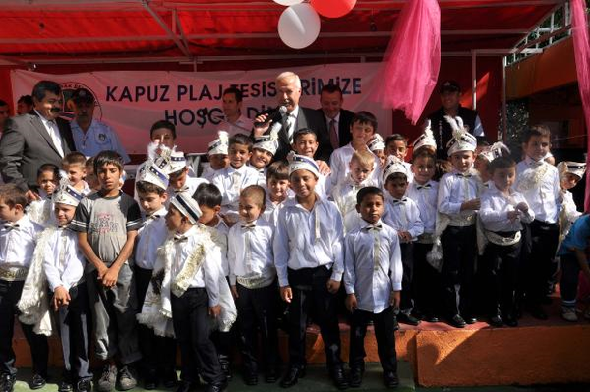 Zonguldak Belediyesi 100 Çocuğu Sünnet Ettirdi