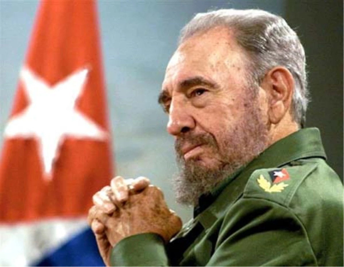 Küba\'nın Eski Liderinden Rusya\'nın Girişimine Övgü