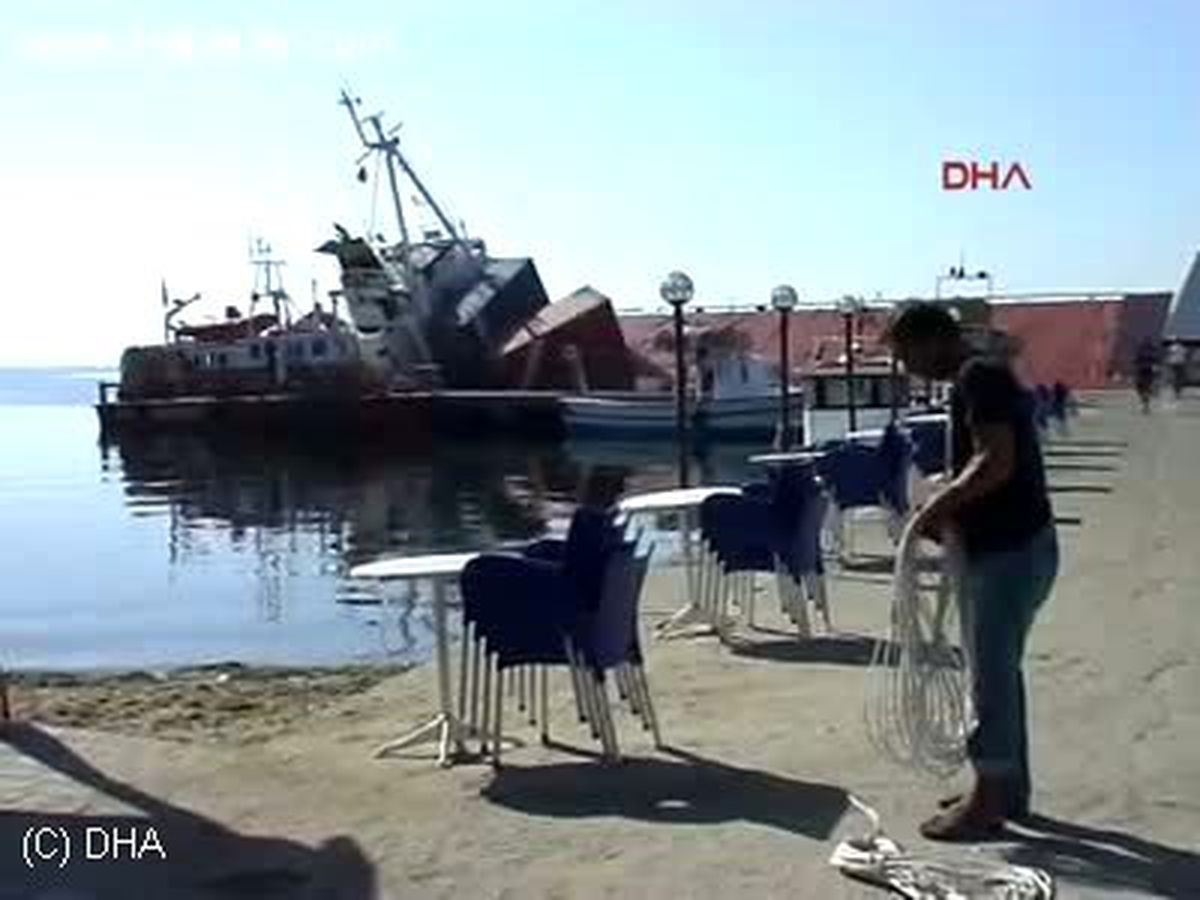 Batmaktan Kurtarılan Gemi, Çekildiği İskelede Battı