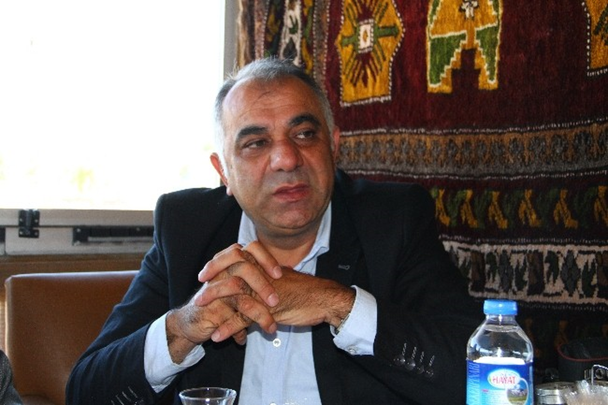 CHP Ardahan Belediye Başkan Aday Adayı Serhat Arslangörür, Basın Mensupları ile Kahvaltı\'da Buluştu