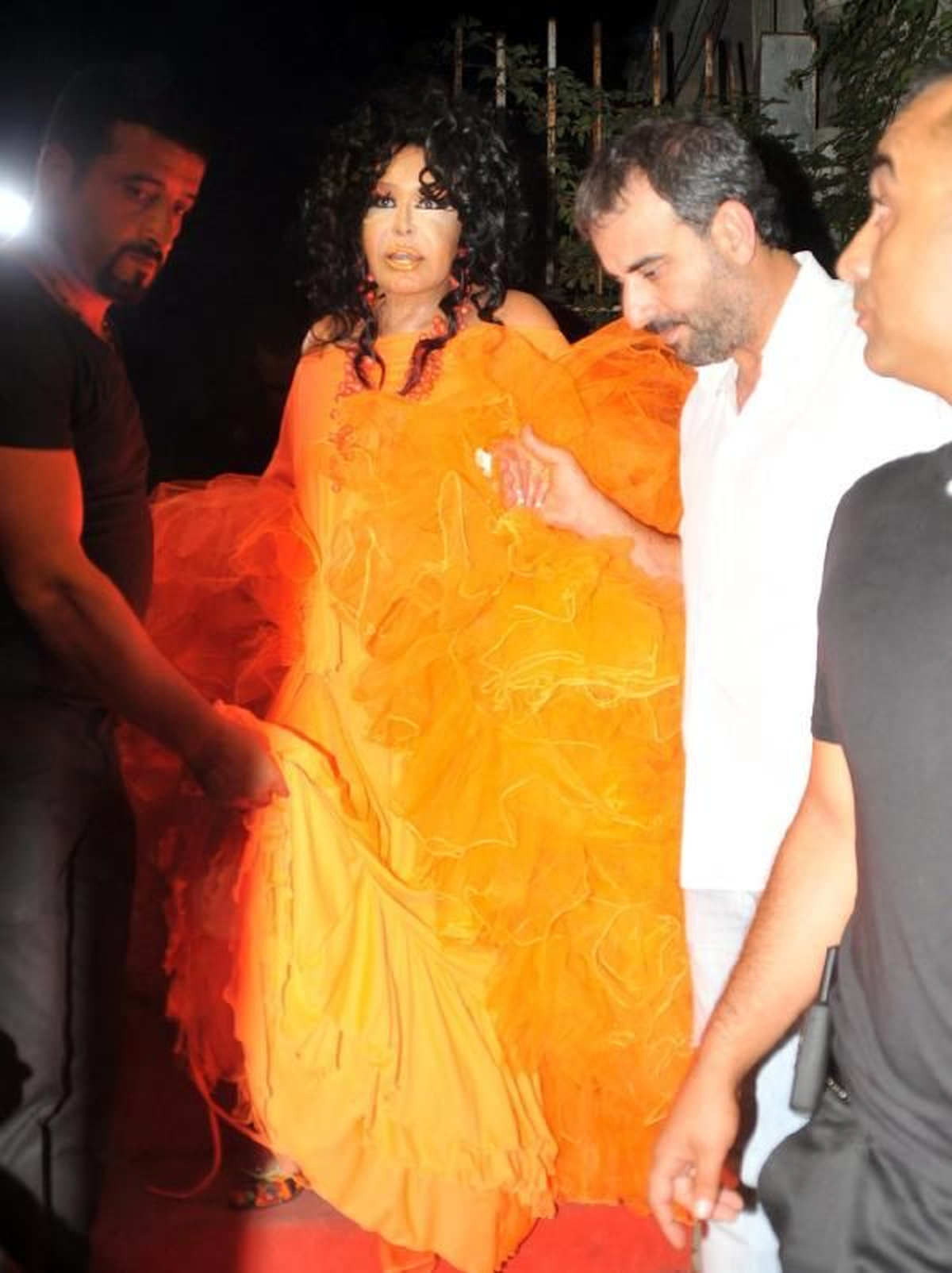 Diva Darbesi!