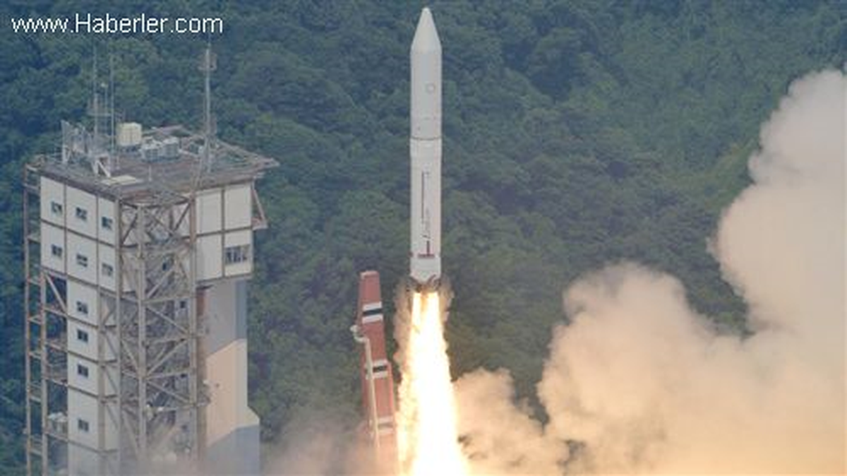 Japonya "Epsilon"U Uzaya Fırlattı