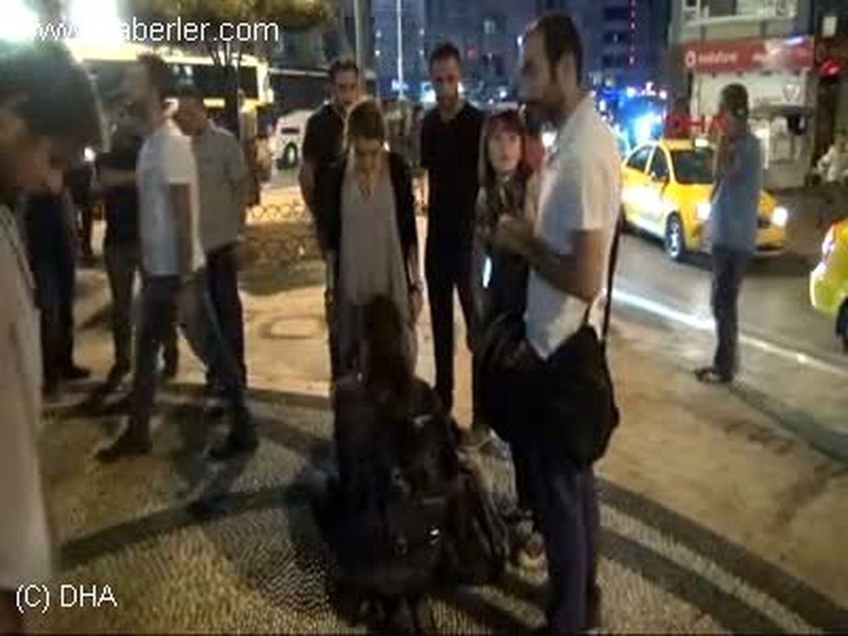 Polis Ekipleri Kadıköy\'de Eylemci Aradı