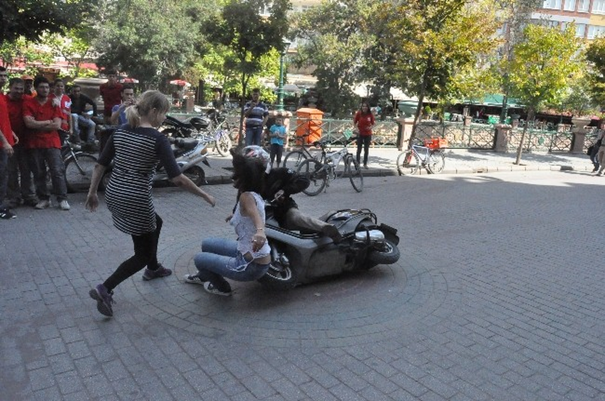 Kızılay\'dan Gerçeği Aratmayan Tatbikat